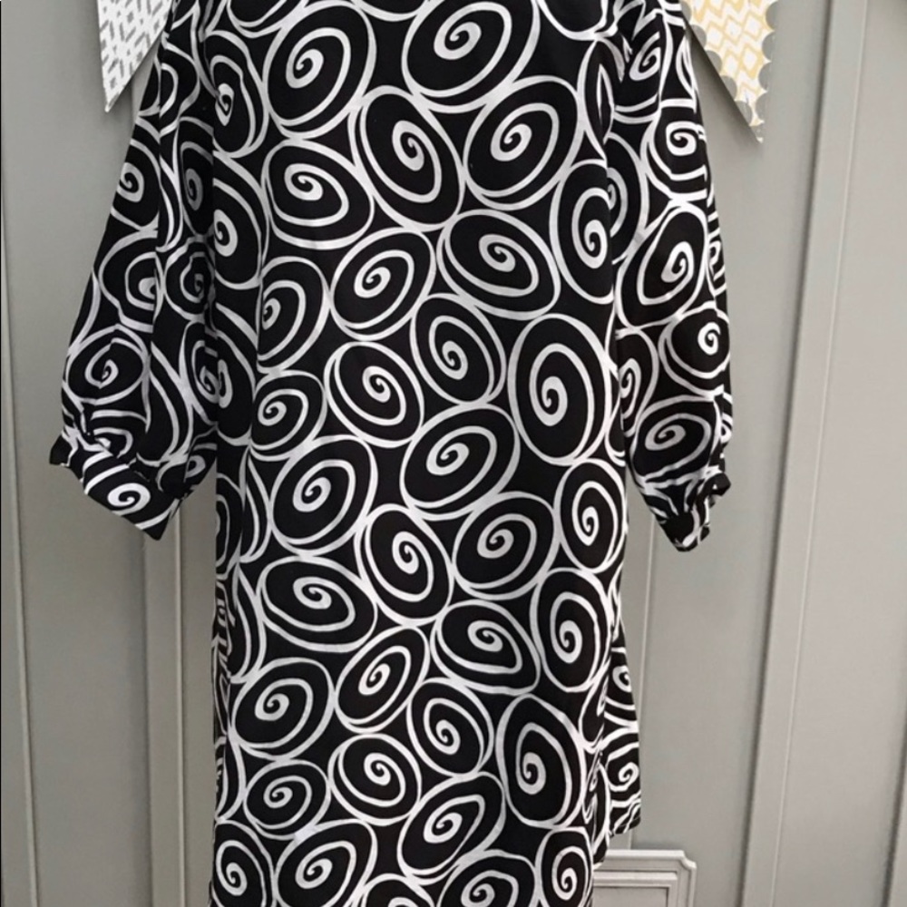 LOLLY WOLLY DODDLE SWIRL DRESS SIZE LARGE